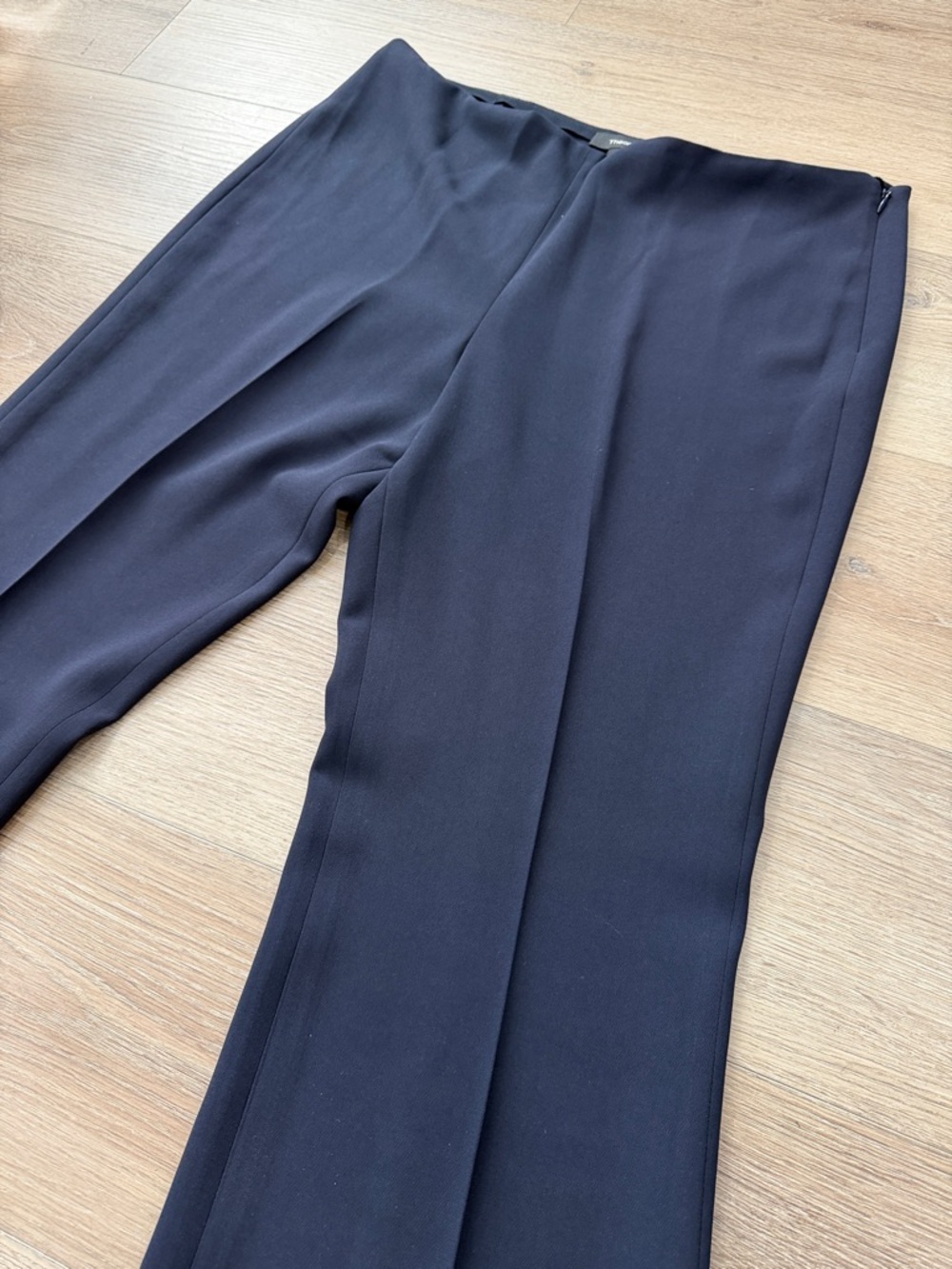 Theory Demitria - Admiral Crepe' Flare Leg Pants - Picture 7 of 14